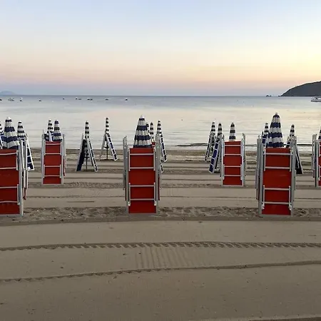 Casa Manidu Salvia A 5 Minuti A Piedi Dalla Lägenhet *